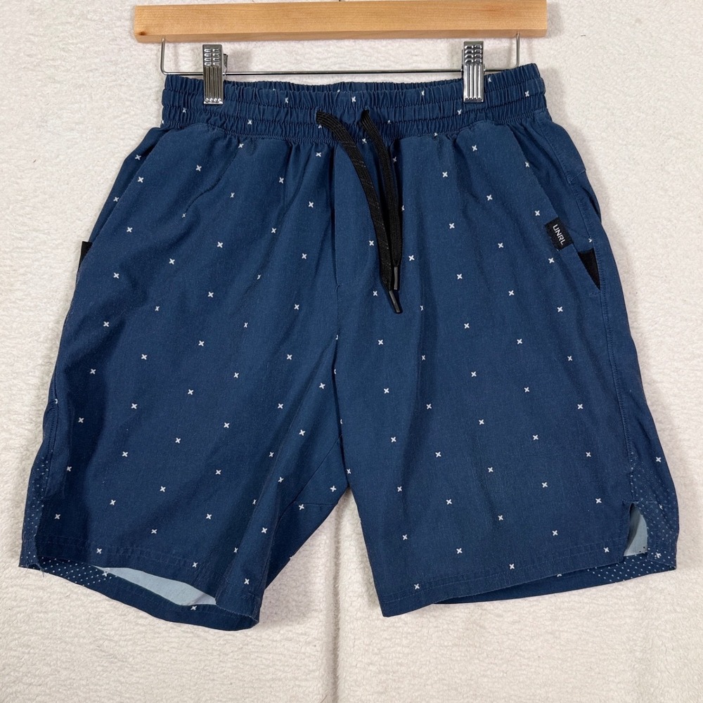 UNRL Mens Apex Shorts Navy Blue Cross Pattern Athletic Gym Stretch Size Medium
